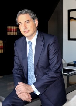 Bernardo Gutiérrez de la Roza.