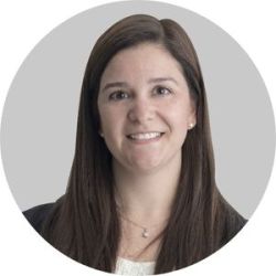  Julia Loret de Mola, socia de Payet, Rey, Cauvi, Pérez Abogados 