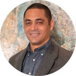 Manuel Escalona Aguilar, CFO y asesor financiero de Dávalos,