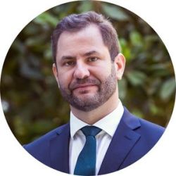 Sebastian Herrera Larraín lexlatin