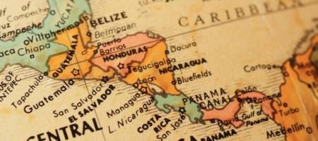 Arias inicia 2021 con promociones en Costa Rica y El Salvador