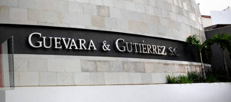 Fundada en 1989, Guevara Gutiérrez cuenta con una plantilla de 25 profesionales y 30 áreas de práctica