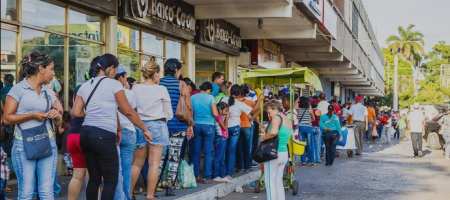 "La armonización tributaria debería impulsar la industria venezolana. Por ejemplo, si es acompañada con medidas económicas, como la reactivación del crédito en general". / Flickr. 
