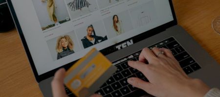 El proyecto en debate introduciría obligaciones para los proveedores de comercio electrónico con relación a la protección de datos personales. / Canva.
