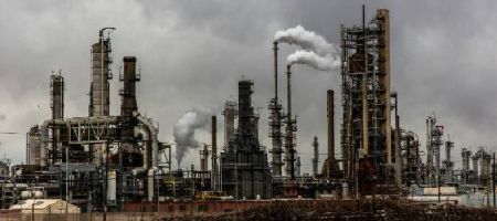 América Latina y el Caribe tiene el desafío de incrementar el presupuesto que destina a reducir las emisiones de gases de efecto invernadero (GEI) hacia 2030./ Unplash - Patrick Hendry.