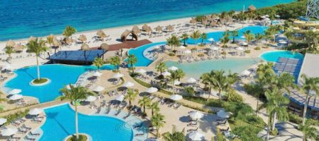 Dreams Natura es un resort cinco estrellas desarrollado por Pulso Inmobiliario./ Tomada del sitio web de la empresa.