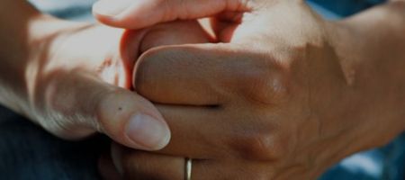 El derecho a una muerte digna está contemplado en la Constitución de Colombia. Foto: Unsplash, National Cancer Institute.