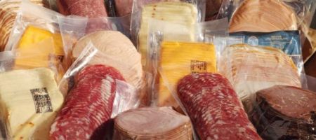 La oferta de Apues Química incluyen materiales técnicos, empaques, aditivos especiales, celulosa y papel, entre otros./ Tomada del sitio web de la empresa.