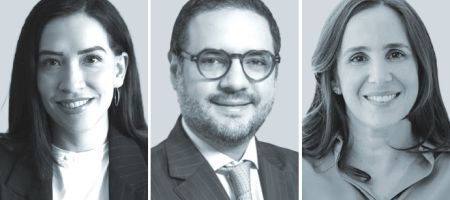 Mariana Vázquez Arroyo, de Rivadeneyra, Treño (izquierda); Carlos Ochoa, de Greenberg Traurig - México; Nicole Recchi Aun, de Demarest Advogados.