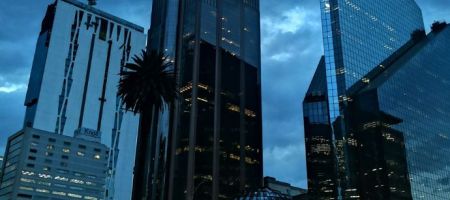 La LFCE reformada también establece que la autoridad podrá realizar diligencias de inspección y recolectar datos usando cualquier herramienta tecnológica. / Unsplash, Marco Murakami.