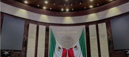 La propuesta de reducir la jornada semanal de 48 a 40 horas, con dos días de descanso obligatorio, representa uno de los cambios estructurales más relevantes en décadas. / Foto tomada de las redes sociales de la Cámara de Diputados. 