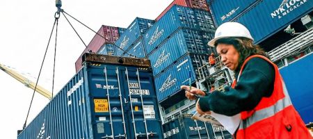 En Perú, las empresas dedicadas a la producción y exportación de bienes, especialmente las no tradicionales como las agroexportadoras o las compañías pesqueras, pueden acceder al drawback./Foto: Diario Oficial El Peruano