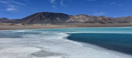 Chile no solo es el mayor productor de cobre del mundo, sino también de litio de salmuera./ Tomada del sitio web del gobierno de ese país.