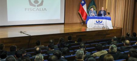 La reforma coincide con la entrada en vigor de la Ley 21.595 de Delitos Económicos, que amplió el catálogo de ilícitos y reforzó la responsabilidad penal de las personas jurídicas./ Foto: Fiscalía Nacional de Chile. 