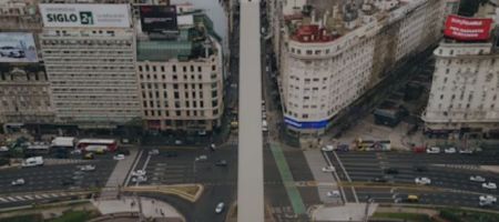 La UE obtiene ventajas inmediatas, por lo tanto, el intercambio no es simétrico / Unsplash, Gabriel Ramos.