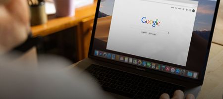 El Consejo Administrativo de Defensa Económica investiga desde 2019 si Google explota el contenido periodístico brasileño sin compensación. / Foto: Unsplash - Firmbee.com.