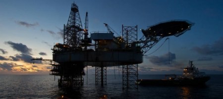 Total y ExxonMobil se asocian para explotar bloque petrolero