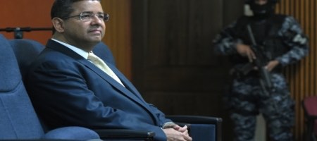 Envían a juicio a expresidente de El Salvador